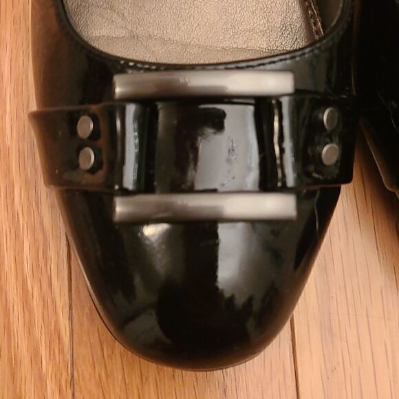 Easy Spirit Black Patent Pumps 6.5 - Picture 2 of 4